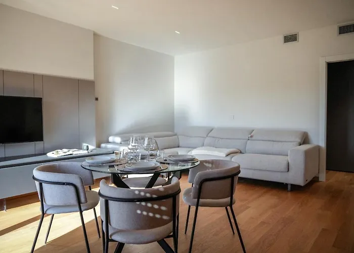 Appartamento Duca - Modern In Near The Politecnico *